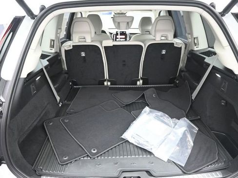 New 2026 Volvo XC90 B6 Ultra w/ Protection Package AWD/4WD image 24