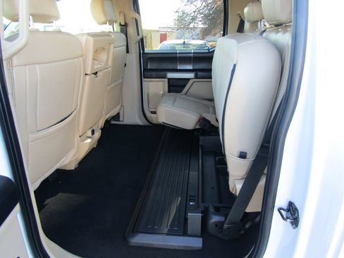 Used 2021 Ford F250 Lariat w/ Lariat Value Package AWD/4WD image 26