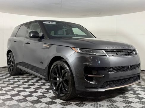 Used 2025 Land Rover Range Rover Sport Dynamic SE AWD/4WD image 10