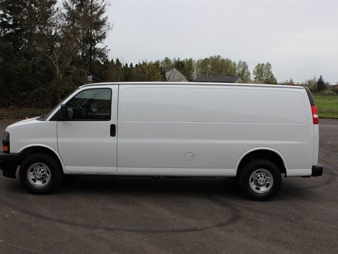 Used 2020 Chevrolet Express 2500 Extended w/ Driver Convenience Package image 3