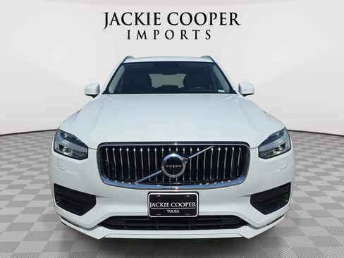 Used 2020 Volvo XC90 T6 Momentum AWD/4WD image 2