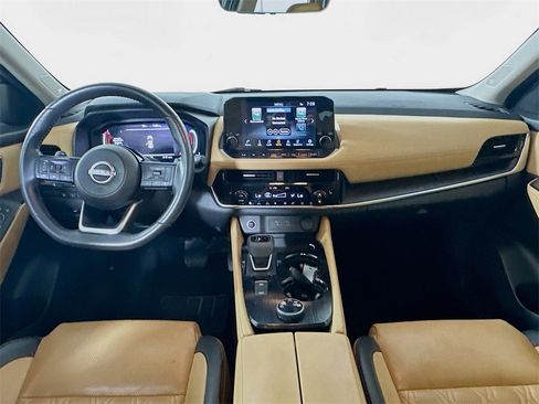 Used 2023 Nissan Rogue Platinum w/ Platinum Premium Package image 3