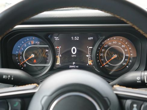 Used 2024 Jeep Gladiator Sport AWD/4WD image 20
