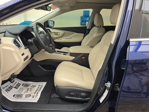 Used 2024 Nissan Murano SL image 9