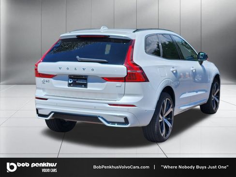 Used 2024 Volvo XC60 T8 Ultimate w/ Protection Package Premier AWD/4WD image 25