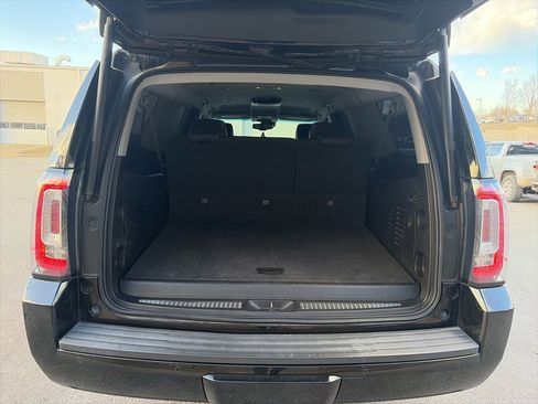 Used 2015 GMC Yukon XL SLT image 6