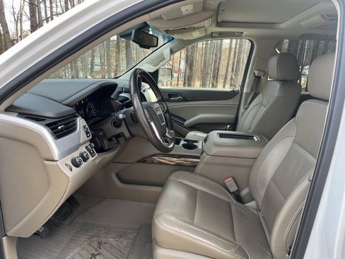 Used 2019 GMC Yukon SLT w/ Open Road Package image 5