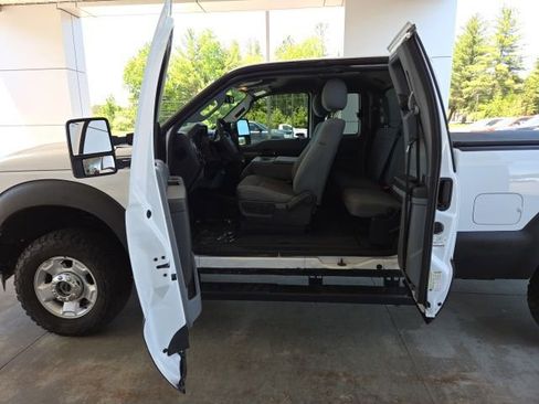 Used 2012 Ford F250 XLT w/ XLT Interior Pkg AWD/4WD image 29
