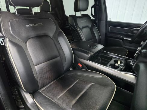 Used 2022 RAM 1500 Laramie w/ Sport Appearance Package AWD/4WD image 22