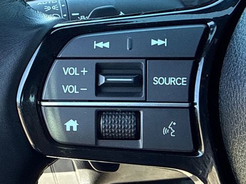 Used 2025 Honda Civic Sport image 24