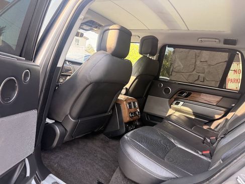 Used 2018 Land Rover Range Rover Long Wheelbase Supercharged AWD/4WD image 11