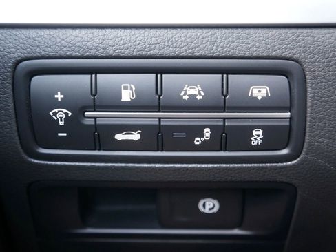 Used 2017 Genesis G80 3.8 w/ Option Group 02 image 39