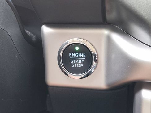 Used 2024 Ford Expedition XLT RWD image 21