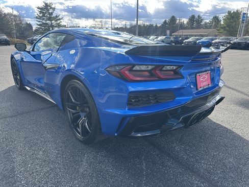 Used 2024 Chevrolet Corvette Z06 w/ Stealth Interior Trim Package image 7