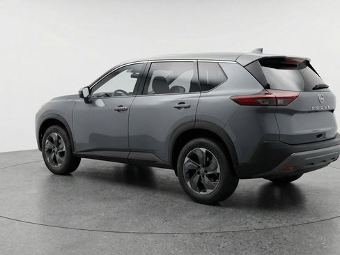 Used 2025 Nissan Rogue SV AWD/4WD image 6