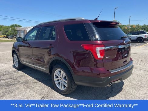 Used 2018 Ford Explorer XLT w/ Equipment Group 202A AWD/4WD image 40