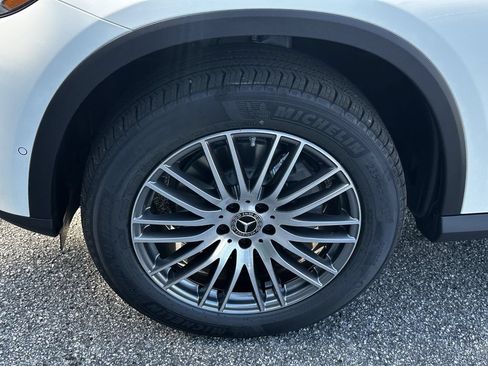 New 2026 Mercedes-Benz GLC 300 image 13
