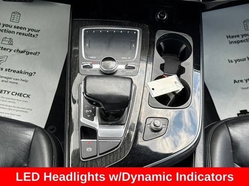 Used 2019 Audi Q7 3.0T Premium Plus w/ Premium Plus Package AWD/4WD image 24