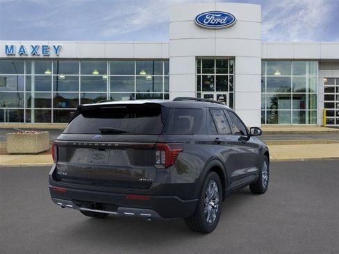 New 2026 Ford Explorer Active AWD/4WD image 31