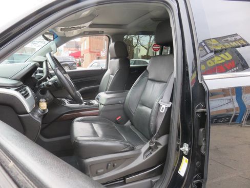 Used 2016 GMC Yukon XL SLT w/ Open Road Package image 10