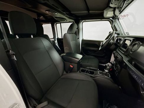 Used 2022 Jeep Wrangler Unlimited Sport image 23