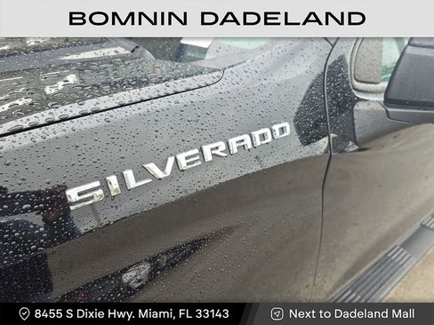 Used 2019 Chevrolet Silverado 1500 Custom w/ Custom Value Package image 12