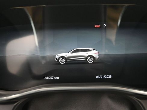 Certified 2026 Jaguar F-PACE R-Dynamic S image 24