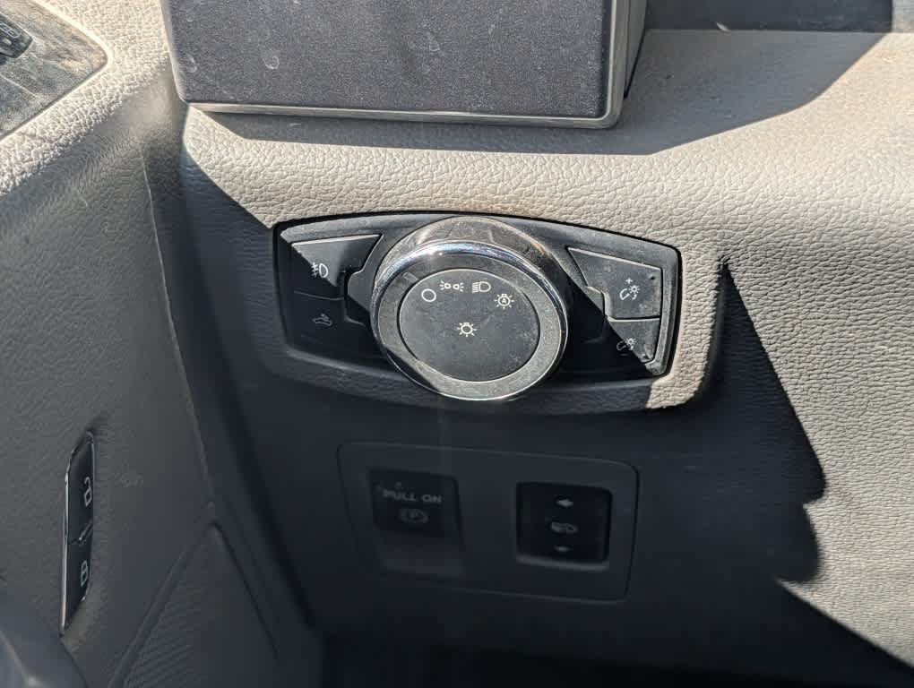 Used 2015 Ford F150 XLT w/ Equipment Group 301A Mid AWD/4WD image 22