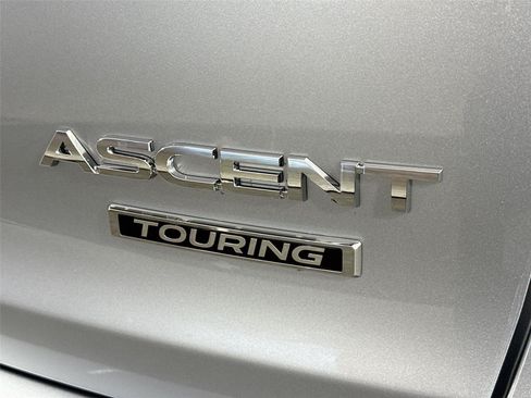 Used 2025 Subaru Ascent Touring w/ Popular Package #2 AWD/4WD image 15