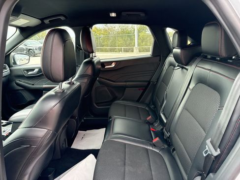 Used 2025 Ford Escape ST-Line Select image 24