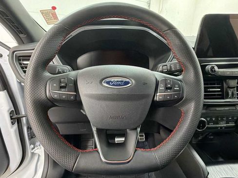Used 2023 Ford Escape ST-Line w/ Equipment Group 301A FWD image 16