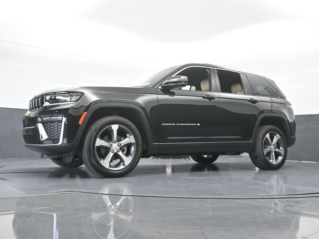 Used 2026 Jeep Grand Cherokee Limited RWD image 55