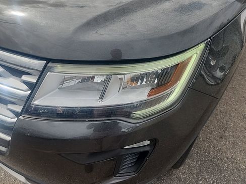 Used 2019 Ford Explorer XLT w/ Equipment Group 202A FWD image 6