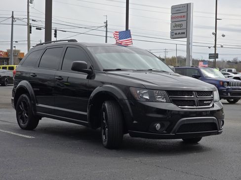 Used 2019 Dodge Journey SE w/ Connectivity Group image 11