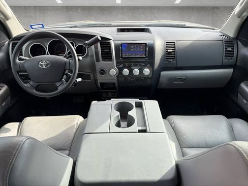 Used 2013 Toyota Tundra 4x4 Double Cab w/ Tow Pkg image 20