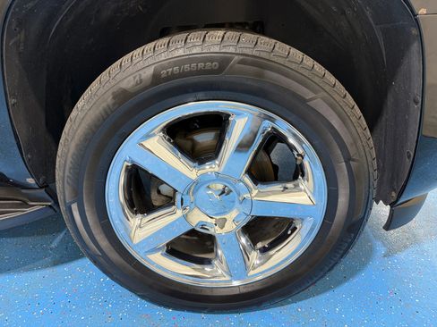 Used 2014 Chevrolet Tahoe LTZ image 45