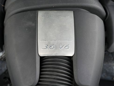 Used 2013 Porsche Panamera image 17