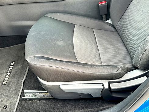 Certified 2025 Nissan Sentra SV image 15