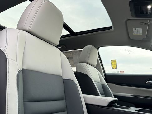 New 2026 Honda Prologue EX image 18