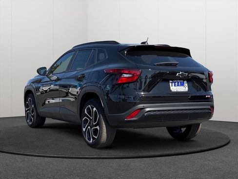 New 2026 Chevrolet Trax RS image 4