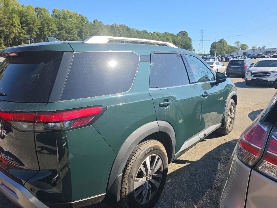 Used 2022 Nissan Pathfinder SL w/ Cargo Package AWD/4WD image 6