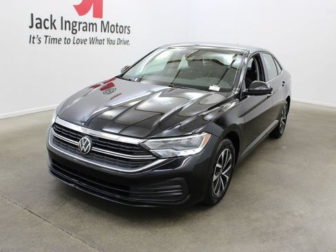 Used 2024 Volkswagen Jetta S FWD image 2