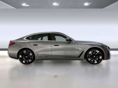 New 2026 BMW 430i w/ Premium Package image 8