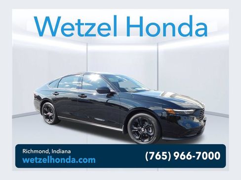 Used 2025 Honda Accord SE image 1