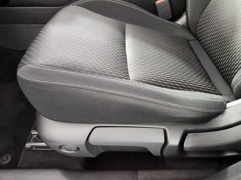 Used 2022 Mitsubishi Outlander ES AWD/4WD image 13
