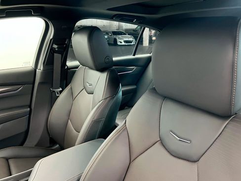 New 2025 Cadillac CT5 Sport w/ Technology Package image 17