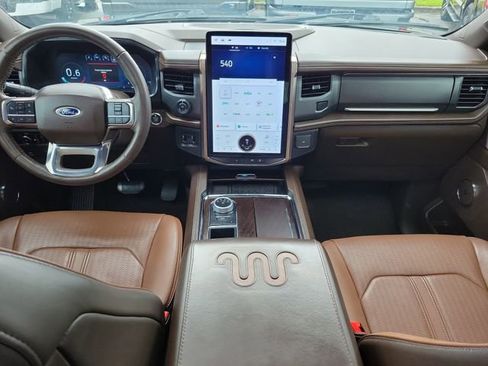 Certified 2023 Ford Expedition Max King Ranch RWD image 12