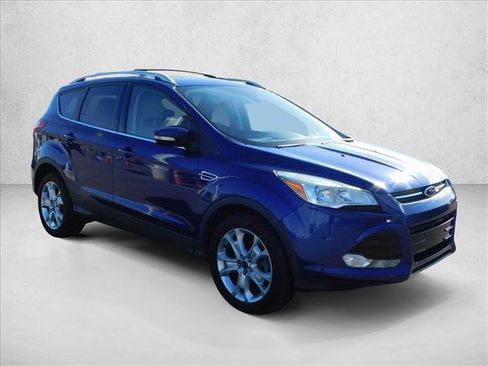 Used 2016 Ford Escape Titanium AWD/4WD image 3