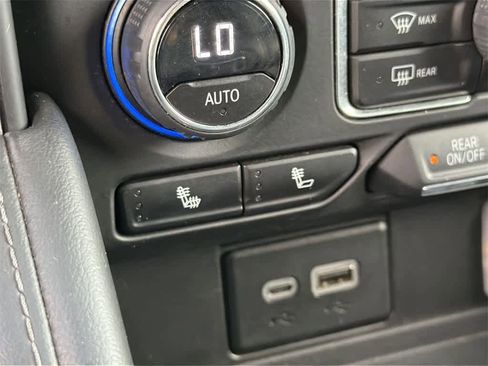 Used 2023 Chevrolet Tahoe LT image 21