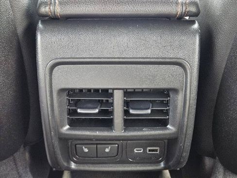 Used 2019 Cadillac XT4 Sport w/ Cold Weather Package FWD image 16